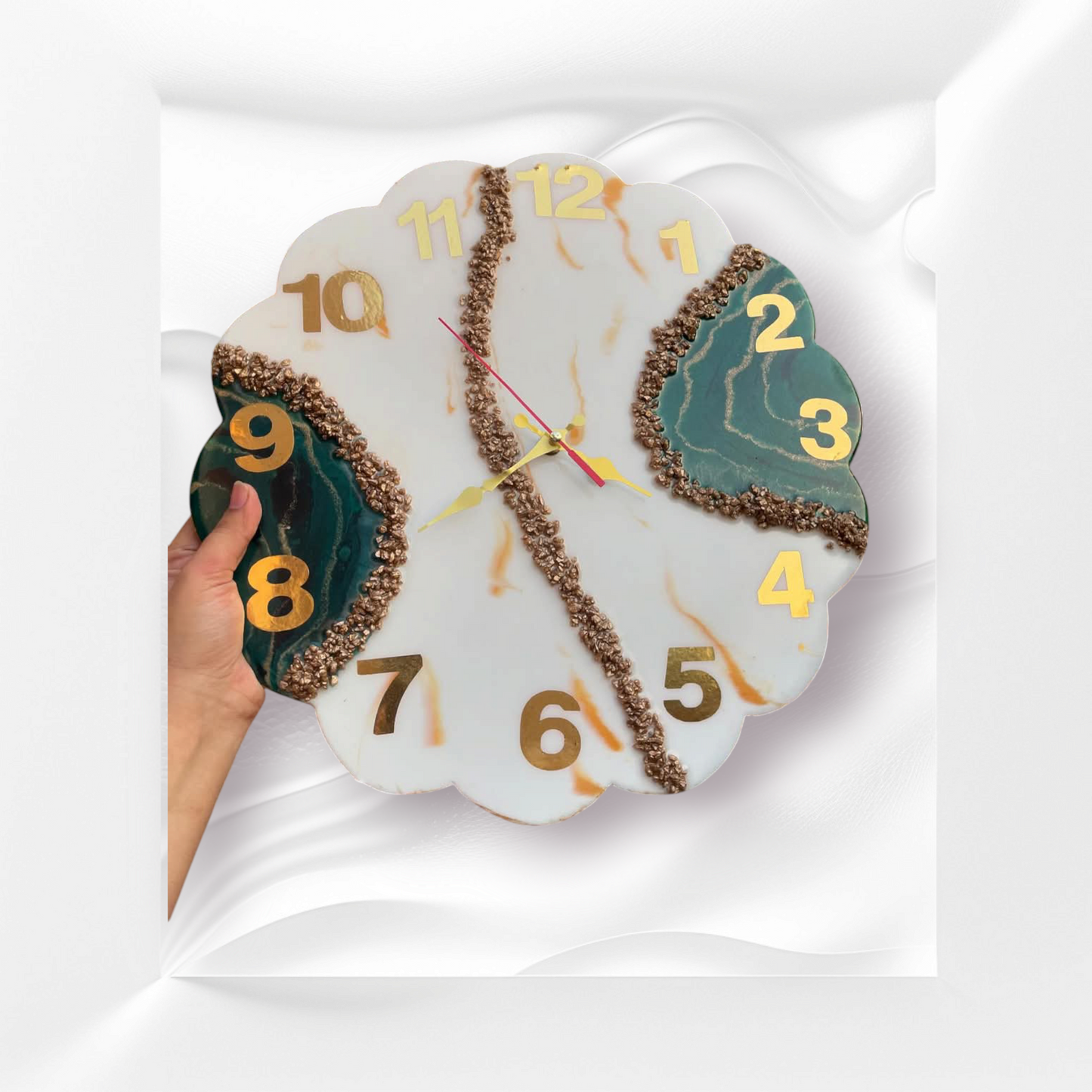 Elegant Resin Art Wall Clock – A Unique Blend of Style & Function